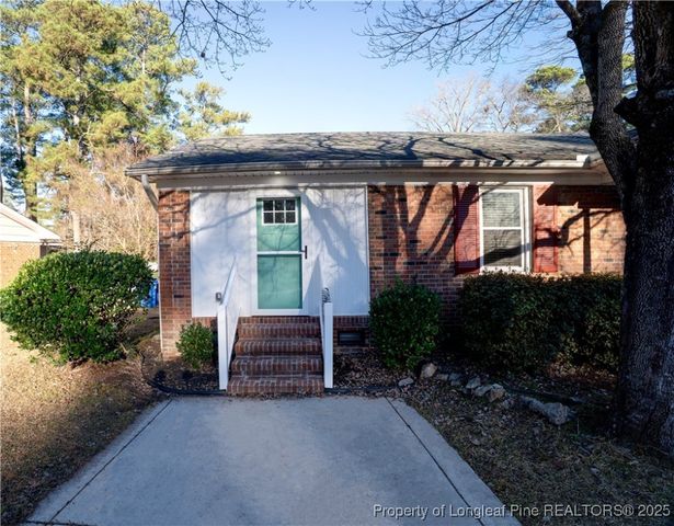 1733 Daisy Lane, Fayetteville, NC 28303