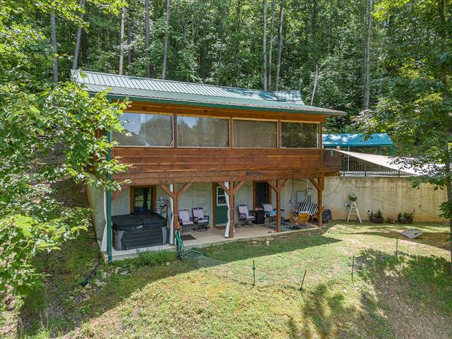 2153 Martins Creek Road, Murphy, NC 28906