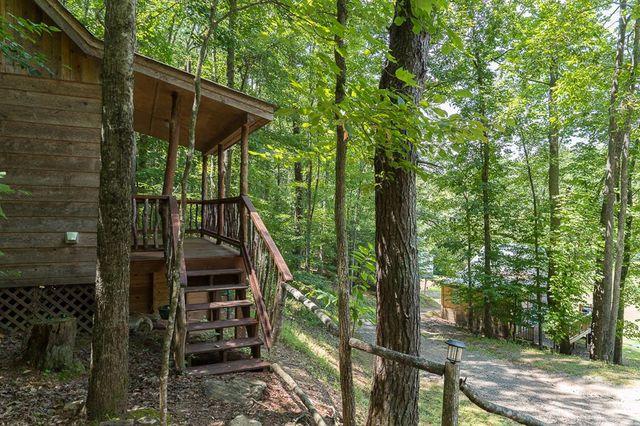 2153 Martins Creek Road, Murphy, NC 28906
