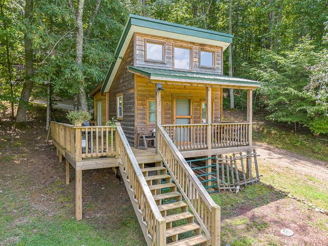 2153 Martins Creek Road, Murphy, NC 28906