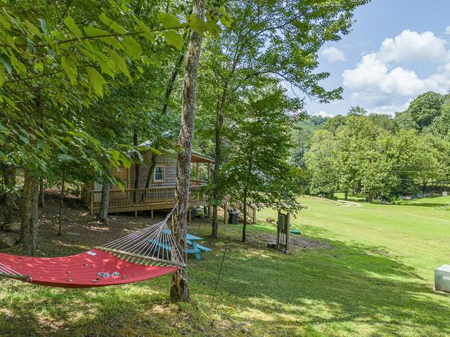 2153 Martins Creek Road, Murphy, NC 28906