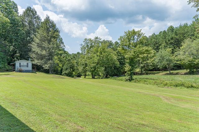 2153 Martins Creek Road, Murphy, NC 28906