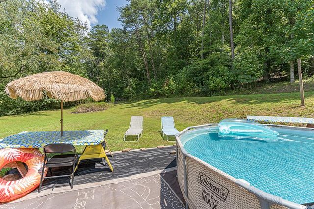 2153 Martins Creek Road, Murphy, NC 28906