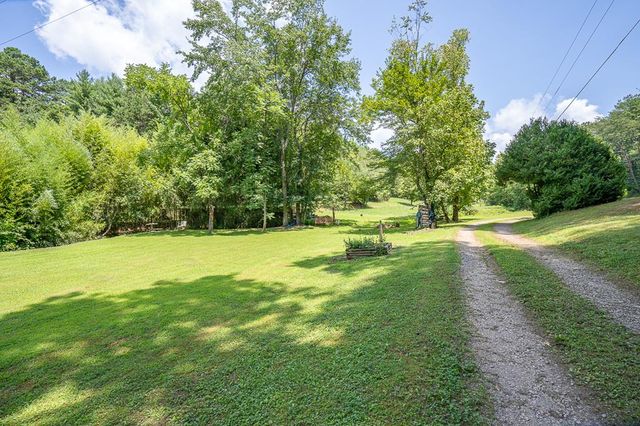 2153 Martins Creek Road, Murphy, NC 28906