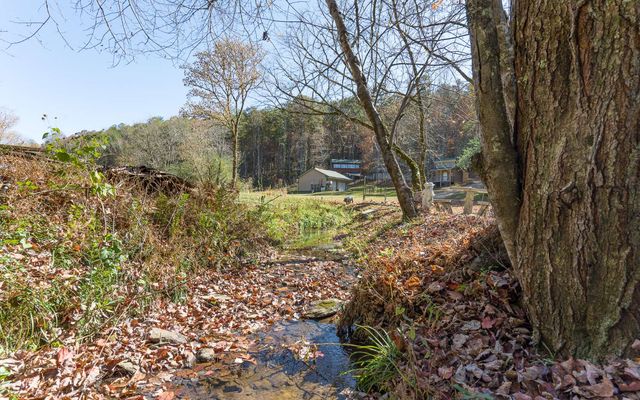 2153 Martins Creek Road, Murphy, NC 28906