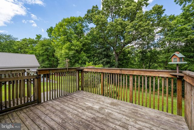 31 DENNIS DR, New Providence, PA 17560