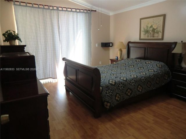 1593 NW 158th Ave, Pembroke Pines, FL 33028