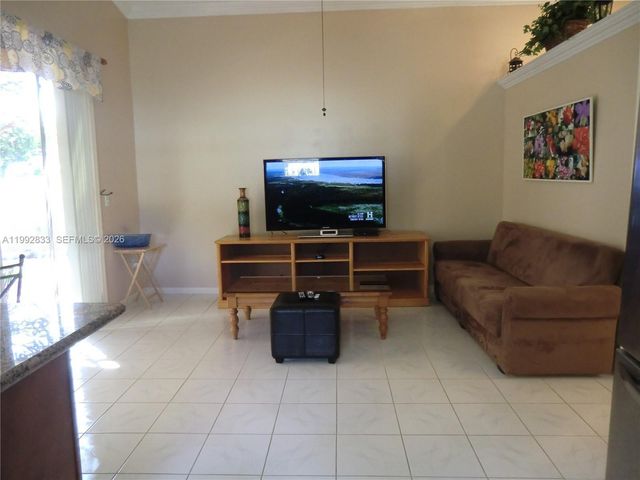 1593 NW 158th Ave, Pembroke Pines, FL 33028