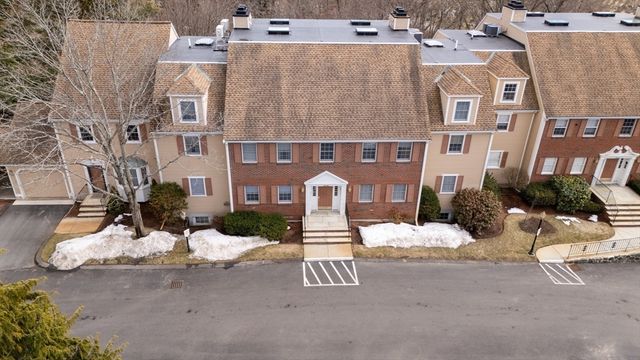 37 Weatherly Dr 37, Salem, MA 01970