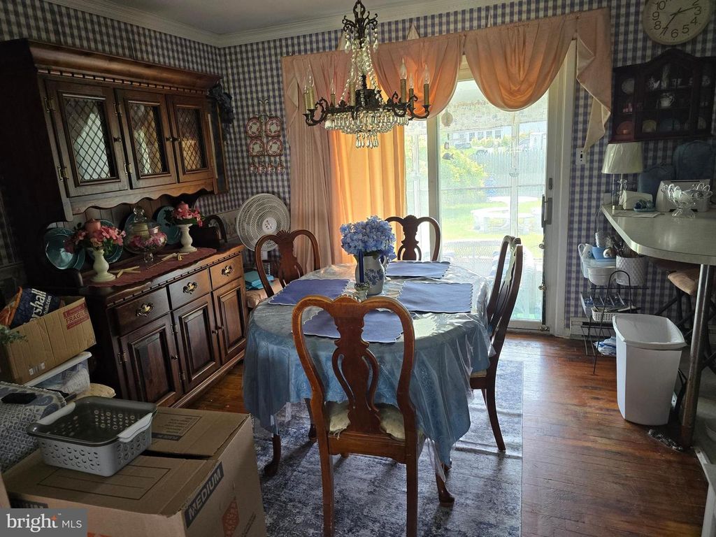 Image 10 of property listing at 702 LAFAYETTE BLVD, Brigantine, NJ 08203