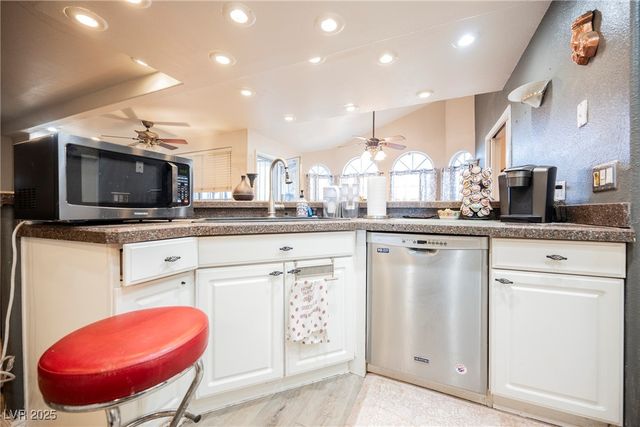 7120 Mountain Moss Drive, Las Vegas, NV 89147