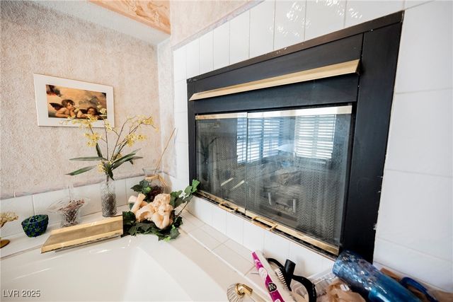 7120 Mountain Moss Drive, Las Vegas, NV 89147