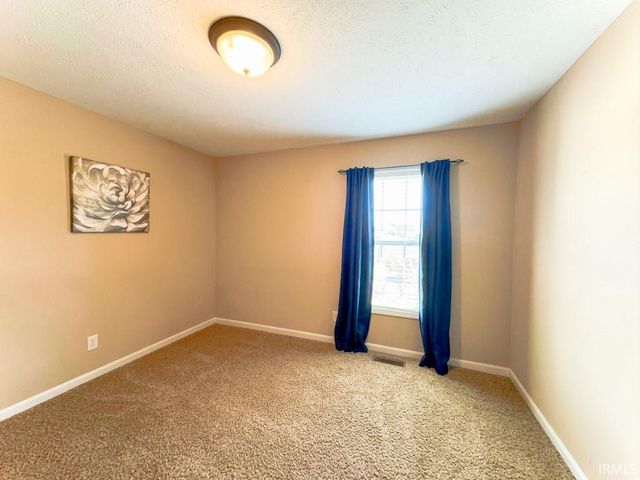 13413 Prairie Drive, Evansville, IN 47725