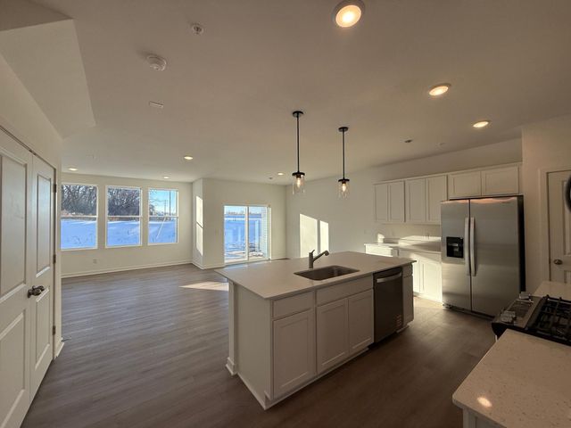 14967 Avondale View, Rosemount, MN 55068