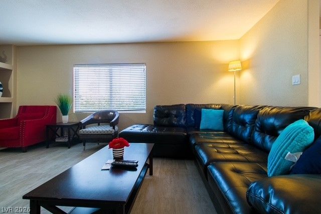 4516 Charles Ronald Avenue, Las Vegas, NV 89121