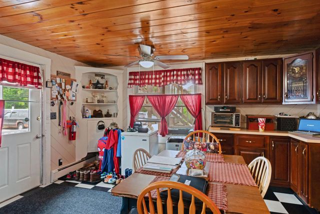37 Tappan Street, Farmington, NH 03835