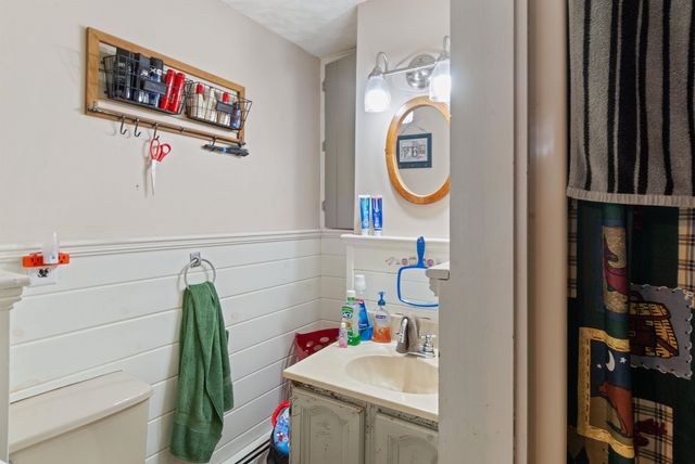 37 Tappan Street, Farmington, NH 03835