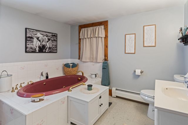 37 Tappan Street, Farmington, NH 03835
