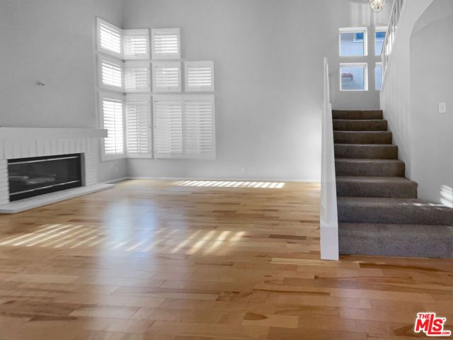 650 Twin Peaks Avenue, Simi Valley, CA 93065