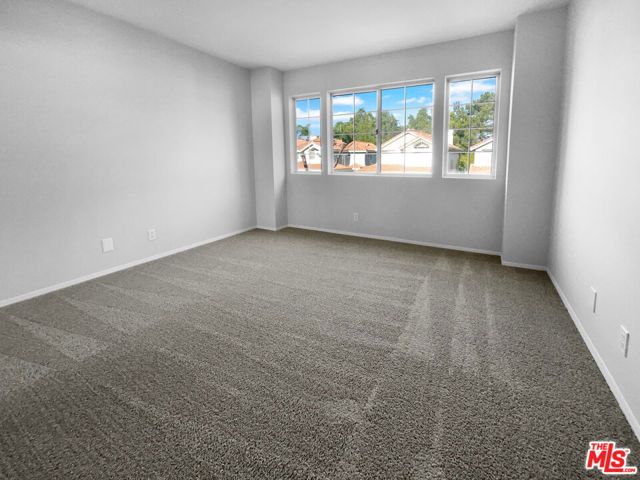 650 Twin Peaks Avenue, Simi Valley, CA 93065