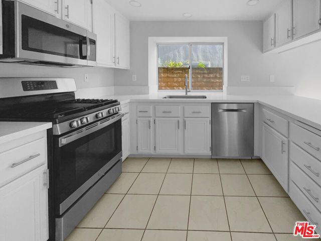 650 Twin Peaks Avenue, Simi Valley, CA 93065