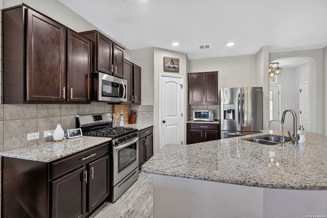 8703 Riddles Peak, San Antonio, TX 78254