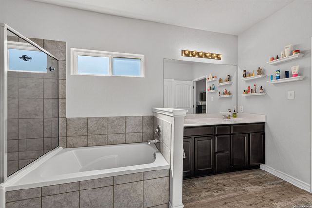 8703 Riddles Peak, San Antonio, TX 78254