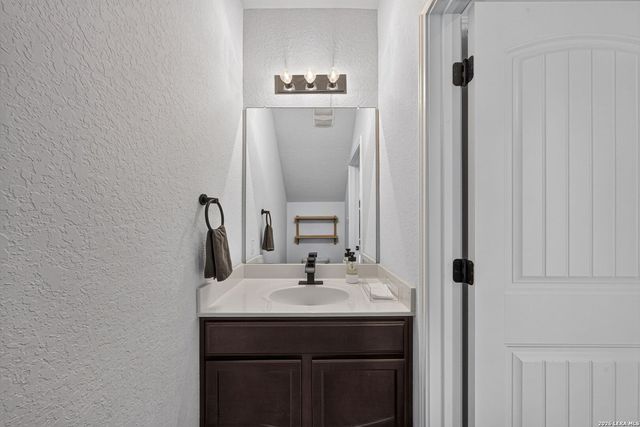 8703 Riddles Peak, San Antonio, TX 78254