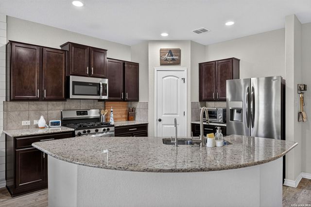 8703 Riddles Peak, San Antonio, TX 78254