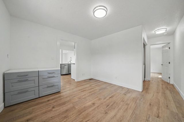 57 Anita St, Jackson, CA 95642