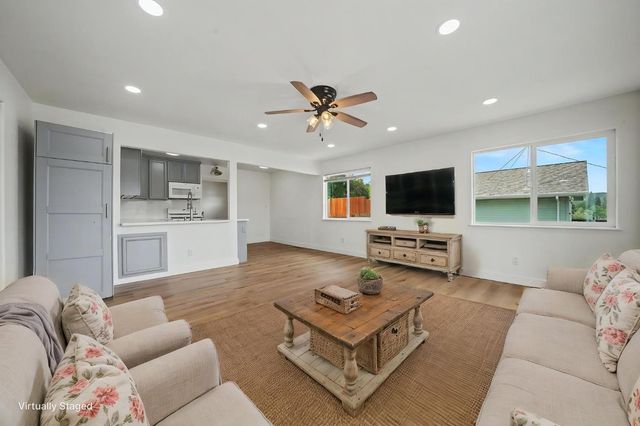 57 Anita St, Jackson, CA 95642
