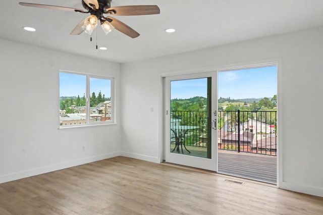 57 Anita St, Jackson, CA 95642