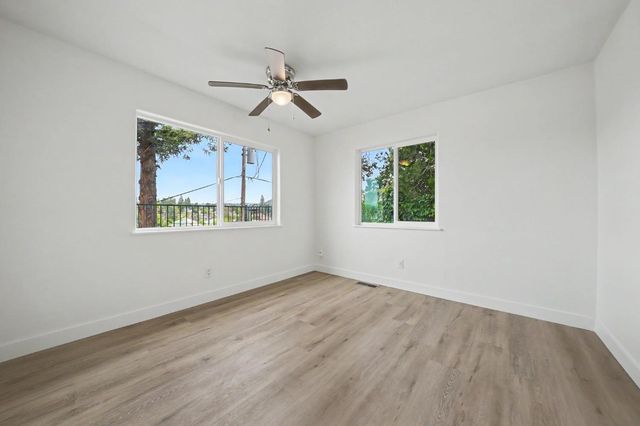 57 Anita St, Jackson, CA 95642
