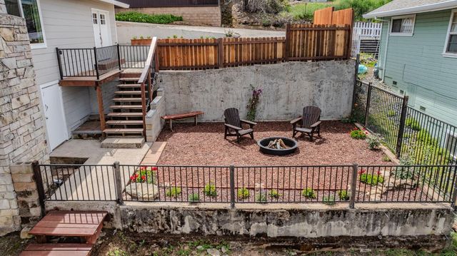 57 Anita St, Jackson, CA 95642