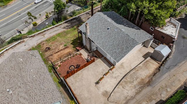 57 Anita St, Jackson, CA 95642