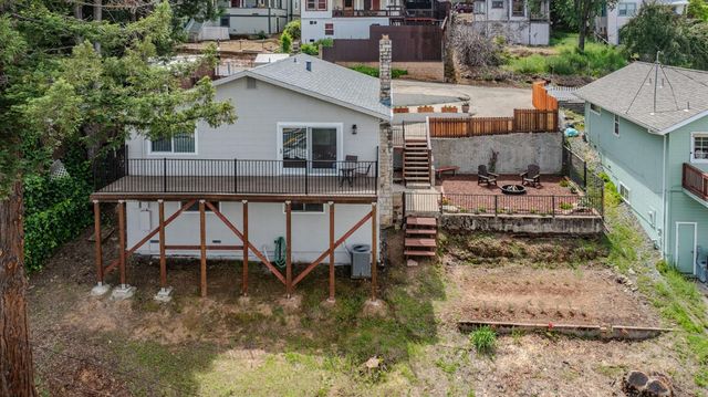 57 Anita St, Jackson, CA 95642