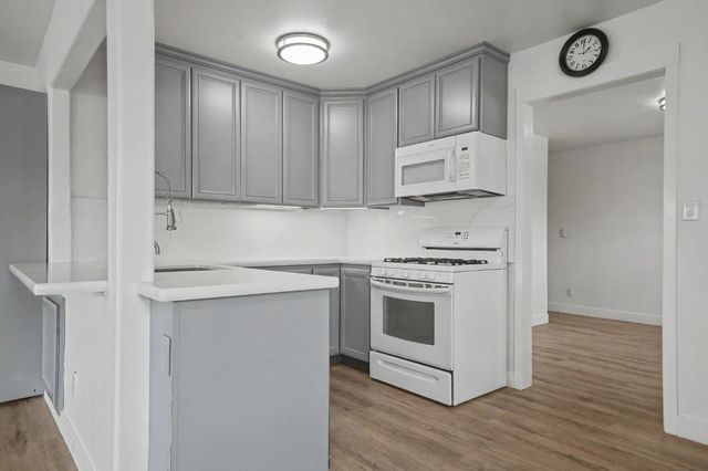 57 Anita St, Jackson, CA 95642