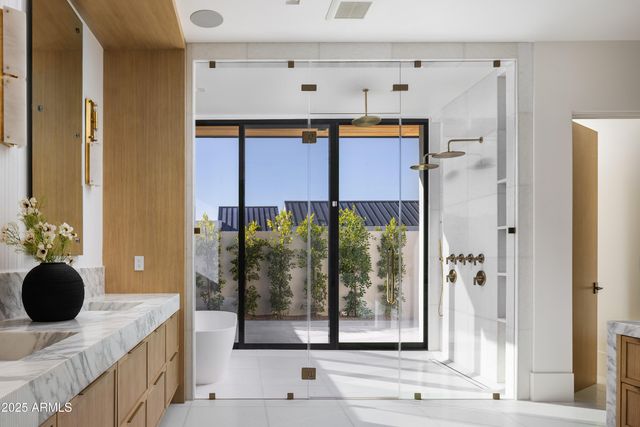 5636 E CABALLO Drive, Paradise Valley, AZ 85253