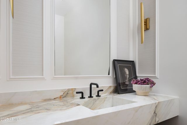 5636 E CABALLO Drive, Paradise Valley, AZ 85253