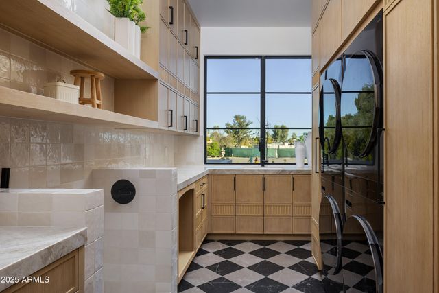 5636 E CABALLO Drive, Paradise Valley, AZ 85253