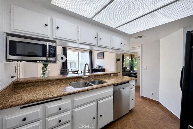 9053 Willis, Panorama City, CA 91402