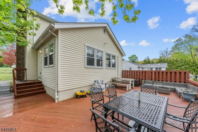 133 Central Ave, Long Hill Twp., NJ 07980