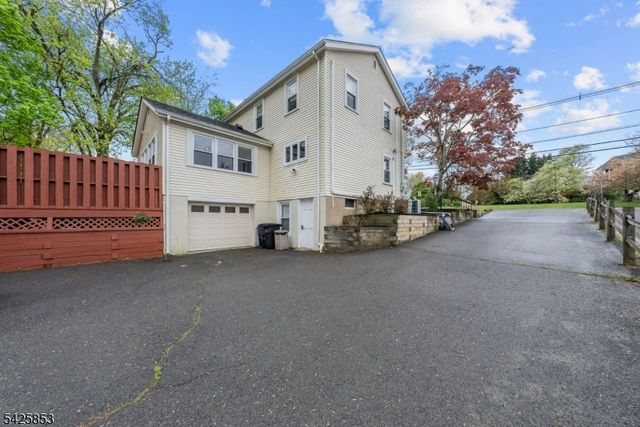 133 Central Ave, Long Hill Twp., NJ 07980