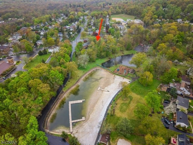 133 Central Ave, Long Hill Twp., NJ 07980