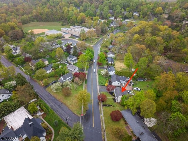 133 Central Ave, Long Hill Twp., NJ 07980