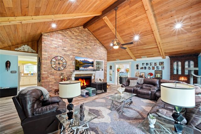 1551 County Road 318, Cleveland, TX 77327