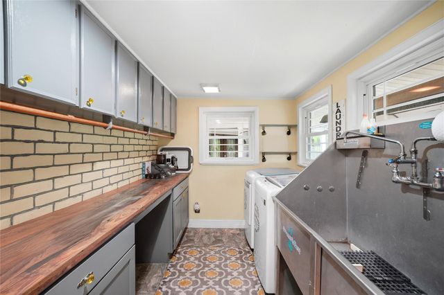 1551 County Road 318, Cleveland, TX 77327