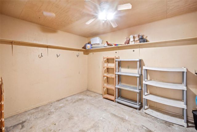 1551 County Road 318, Cleveland, TX 77327