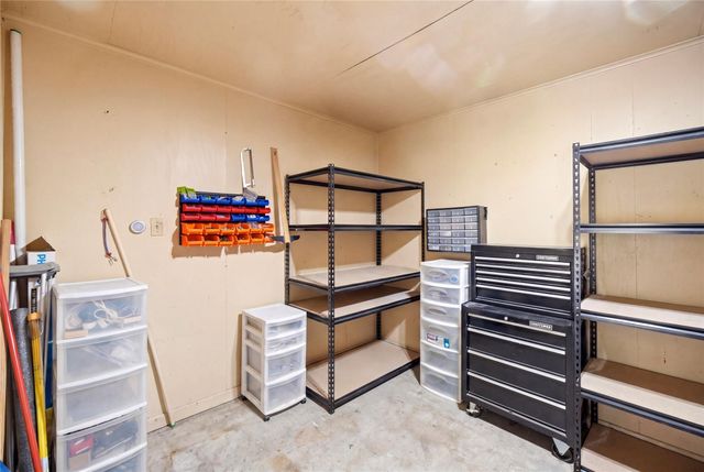 1551 County Road 318, Cleveland, TX 77327