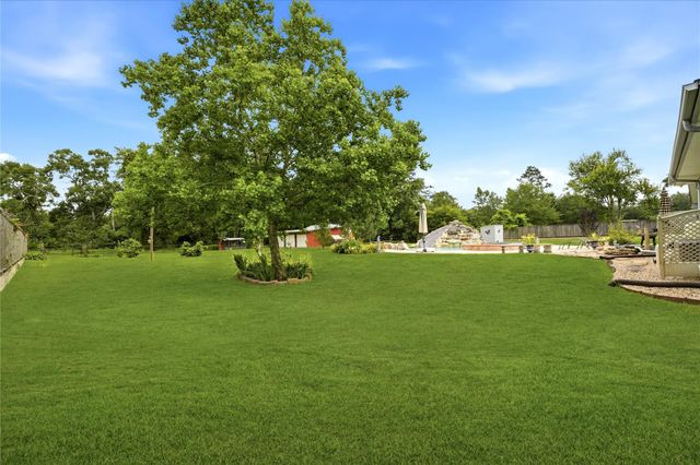 1551 County Road 318, Cleveland, TX 77327